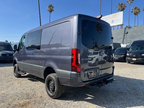 Used 2024 Mercedes-Benz Sprinter 2500 image 11
