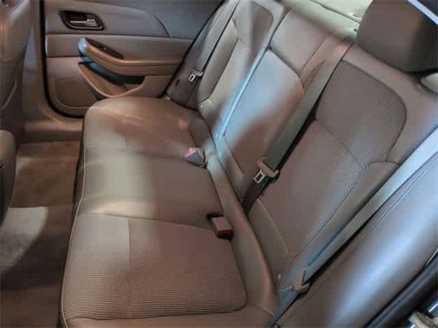 Used 2014 Chevrolet Malibu LT image 19