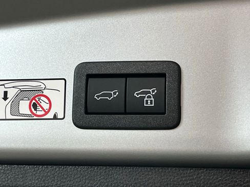 New 2026 Toyota Corolla Cross XLE AWD/4WD image 10