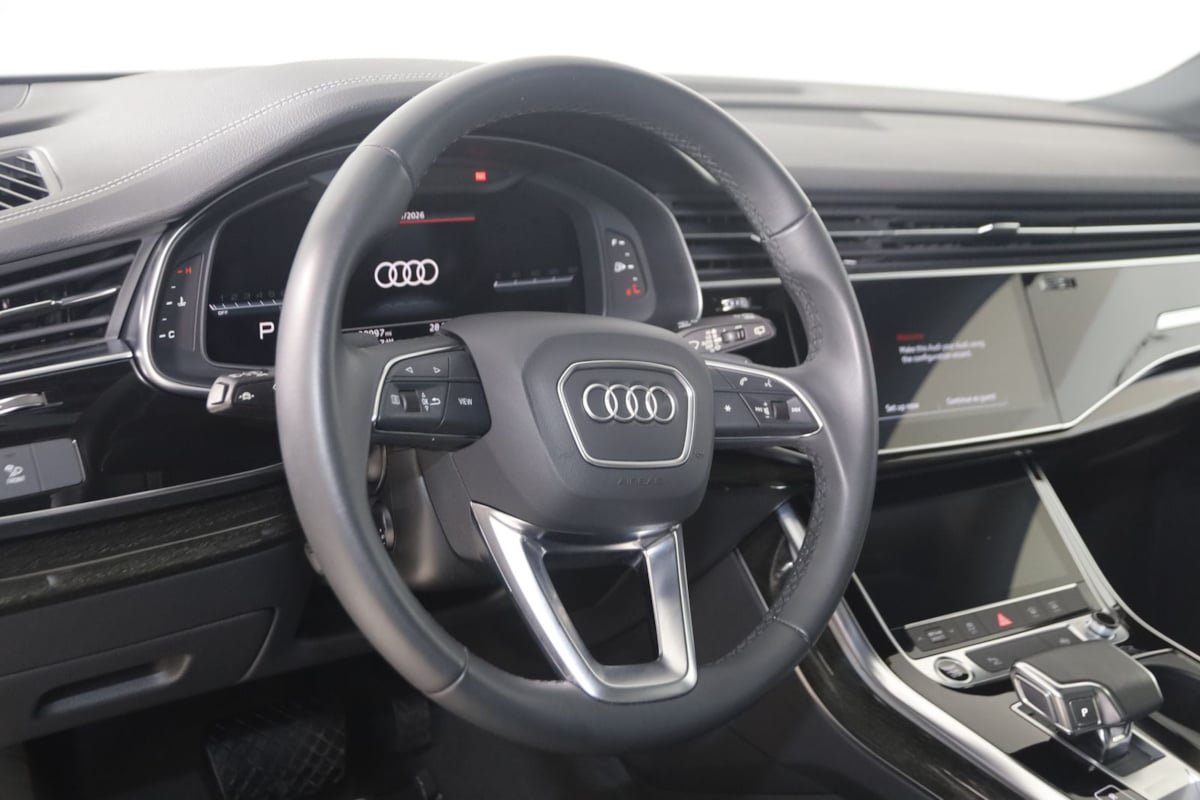 Used 2023 Audi Q7 2.0T Premium w/ Convenience Package AWD/4WD image 6