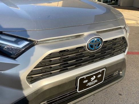 Used 2024 Toyota RAV4 XLE image 8