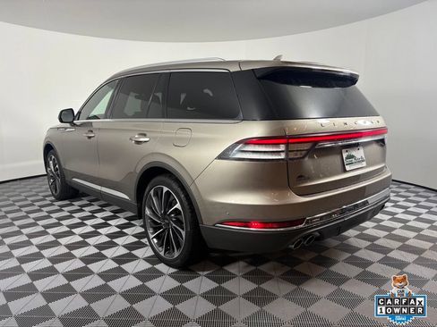 Used 2020 Lincoln Aviator Reserve w/ Equipment Group 202A AWD/4WD image 12