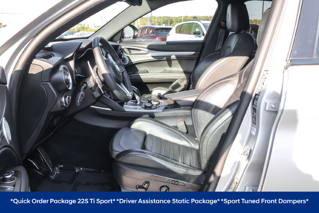 Used 2018 Alfa Romeo Stelvio Ti Sport AWD/4WD image 6