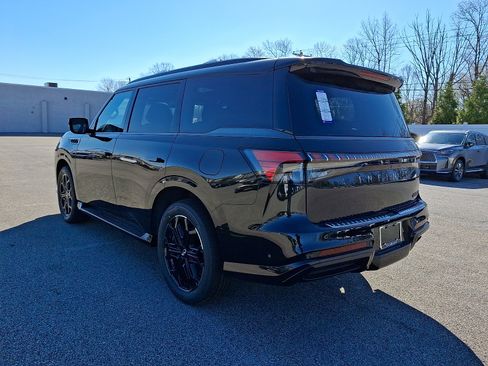 New 2026 INFINITI QX80 4WD image 3