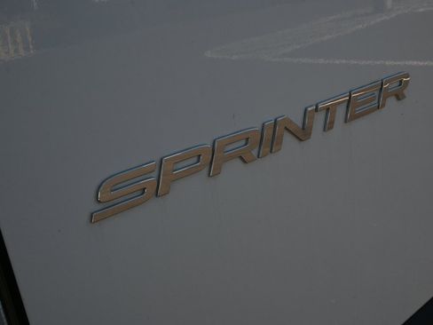 Used 2025 Mercedes-Benz Sprinter 2500 image 27