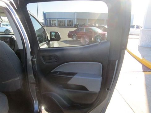 Used 2022 Chevrolet Colorado W/T w/ Custom Special Edition image 22