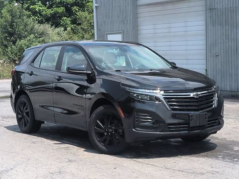 Used 2024 Chevrolet Equinox LS w/ Midnight Edition AWD/4WD image 12