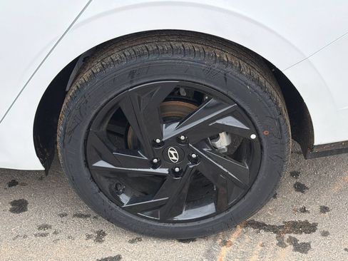 New 2026 Hyundai Elantra Sport FWD image 20
