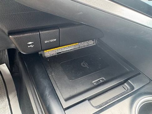 Used 2019 Toyota Camry XSE FWD image 26