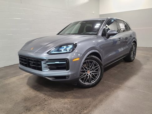 New 2026 Porsche Cayenne image 1