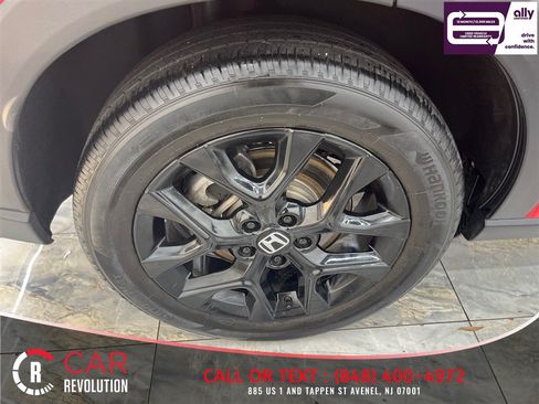 Used 2025 Honda HR-V Sport image 42