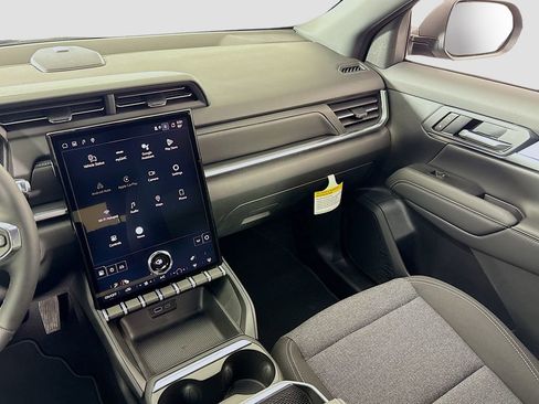 Used 2026 GMC Terrain Elevation w/ Black Edition image 24