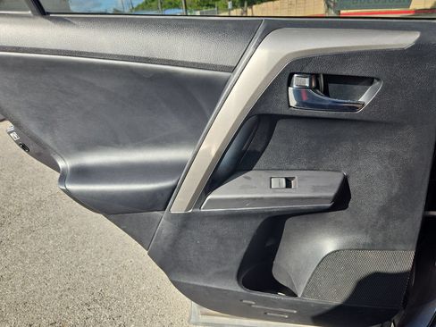 Used 2016 Toyota RAV4 XLE FWD image 15