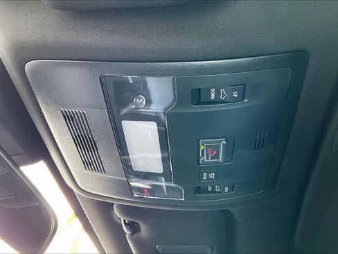 Used 2025 Lexus IS 350 F Sport w/ Accessory Package 2 RWD image 32