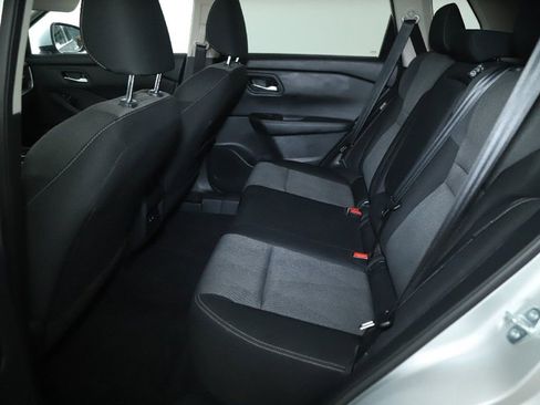 Used 2025 Nissan Rogue SV AWD/4WD image 14