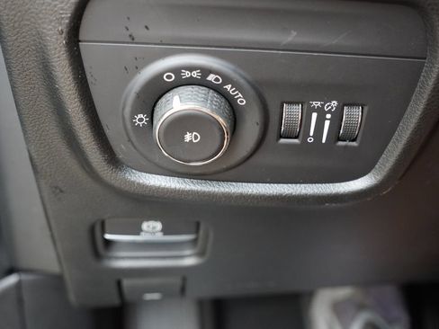 Certified 2024 Jeep Grand Cherokee L Limited w/ Luxury Tech Group II AWD/4WD image 27