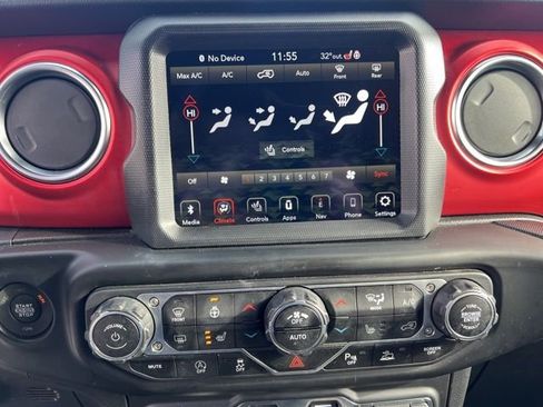 Used 2021 Jeep Wrangler Unlimited Rubicon image 34