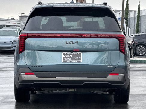 New 2026 Kia Carnival SX Prestige image 5