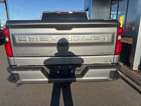 Used 2021 Chevrolet Silverado 1500 Custom AWD/4WD image 7