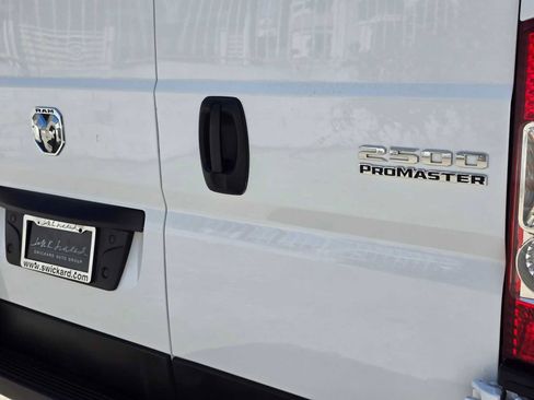 Used 2023 RAM ProMaster 2500 FWD image 16
