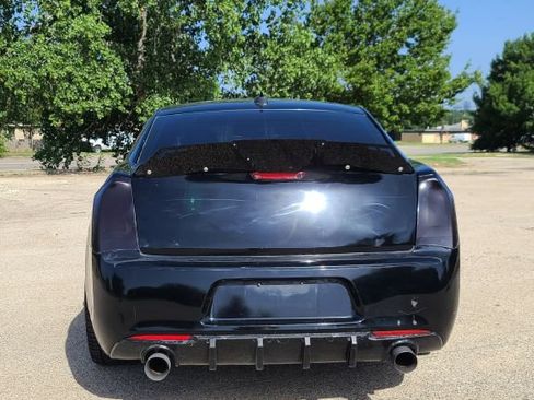 Used 2016 Chrysler 300 S AWD/4WD image 5