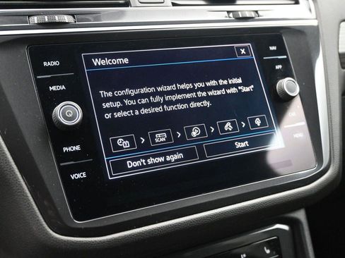 Certified 2024 Volkswagen Tiguan SEL R-Line AWD/4WD image 6