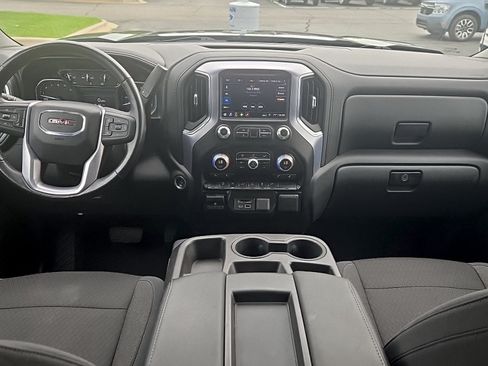 Used 2019 GMC Sierra 1500 SLE w/ SLE Value Package AWD/4WD image 9