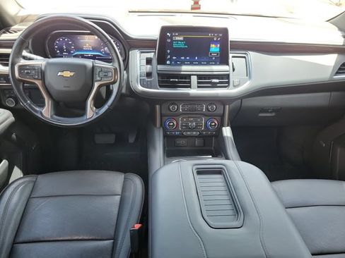 Used 2022 Chevrolet Tahoe High Country AWD/4WD image 16