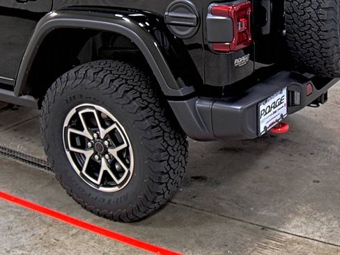 New 2025 Jeep Wrangler Rubicon image 9