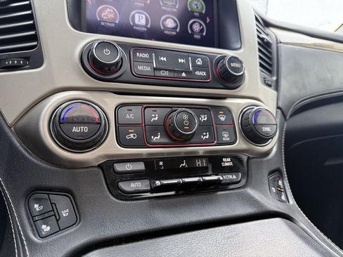 Used 2016 GMC Yukon Denali w/ Open Road Package image 17