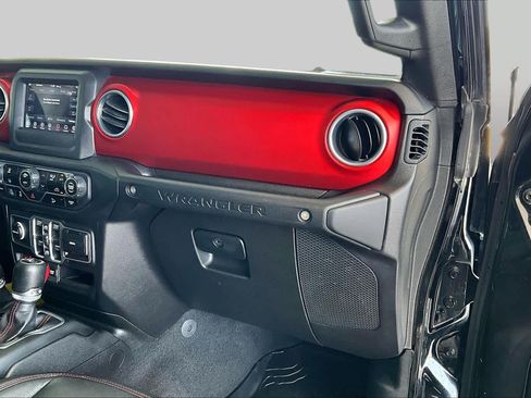 Used 2018 Jeep Wrangler Unlimited Rubicon AWD/4WD image 20