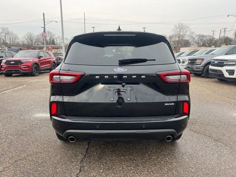 Certified 2024 Ford Escape ST-Line w/ Tech Pack #1 image 5