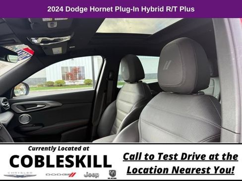 Used 2024 Dodge Hornet R/T Plus w/ R/T Blacktop Package AWD/4WD image 10