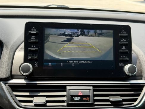 Used 2019 Honda Accord Sport image 15