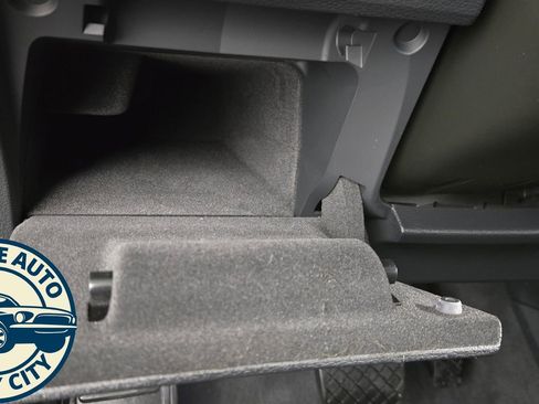 Used 2021 Audi e-tron Premium w/ Convenience Plus Package image 25