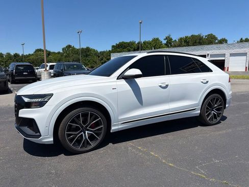 Used 2020 Audi Q8 Prestige w/ Prestige Package AWD/4WD image 12