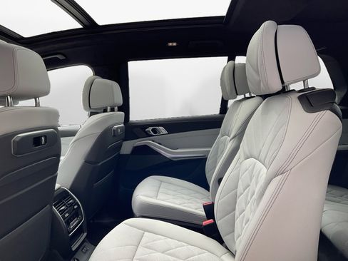 Certified 2026 BMW X7 xDrive40i image 13
