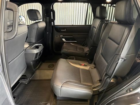 Used 2024 Toyota Sequoia Platinum AWD/4WD image 17
