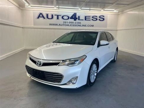 Used 2013 Toyota Avalon XLE image 1