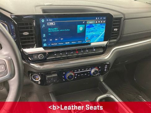 Used 2023 Chevrolet Silverado 1500 LTZ AWD/4WD image 2