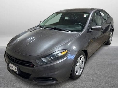 Used 2015 Dodge Dart SXT image 1