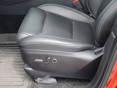 Used 2023 Tesla Model X AWD/4WD image 17