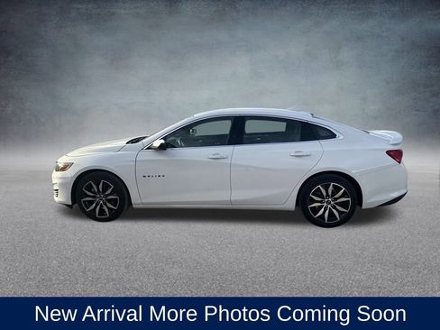 Used 2024 Chevrolet Malibu RS image 2