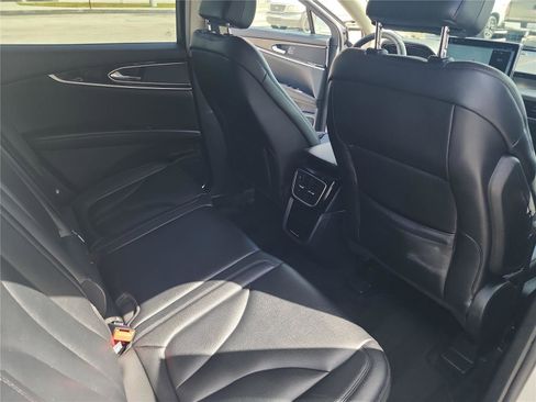 Used 2023 Lincoln Nautilus AWD w/ Premium Package image 22