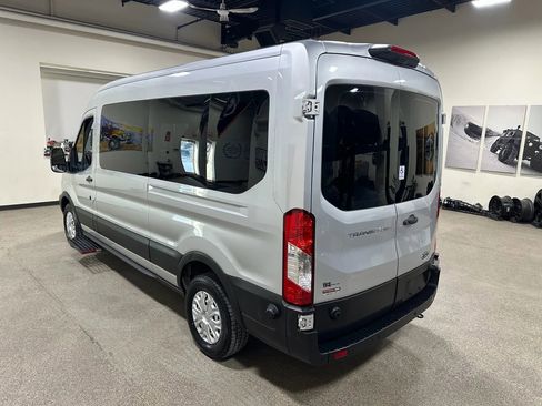 Used 2019 Ford Transit 250 148 Medium Roof image 12