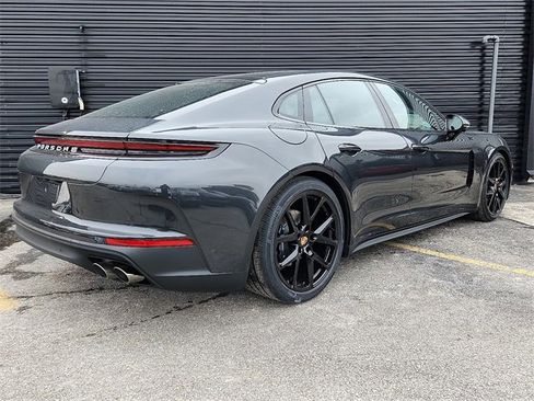 New 2026 Porsche Panamera 4 image 7