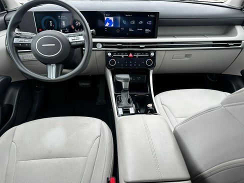 Used 2025 Hyundai Tucson SEL image 11