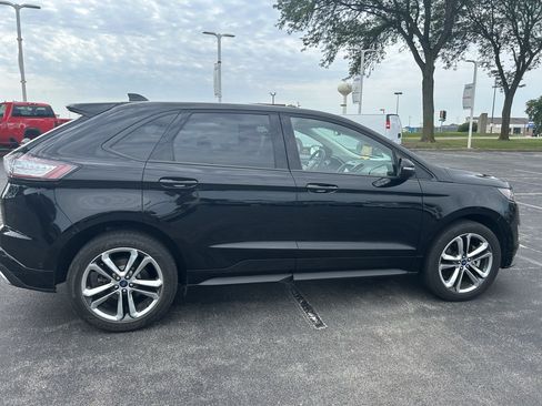 Used 2018 Ford Edge Sport w/ Equipment Group 401A AWD/4WD image 4