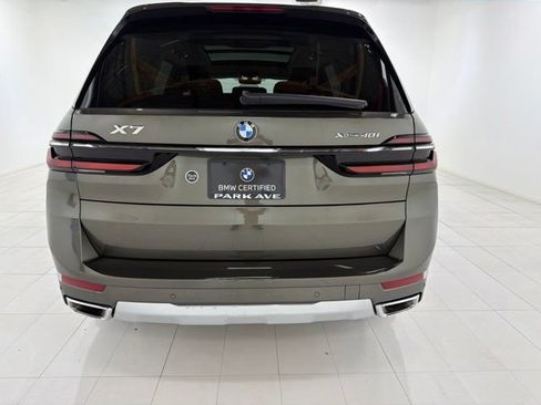 Used 2024 BMW X7 xDrive40i w/ Parking Assistance Package AWD/4WD image 4