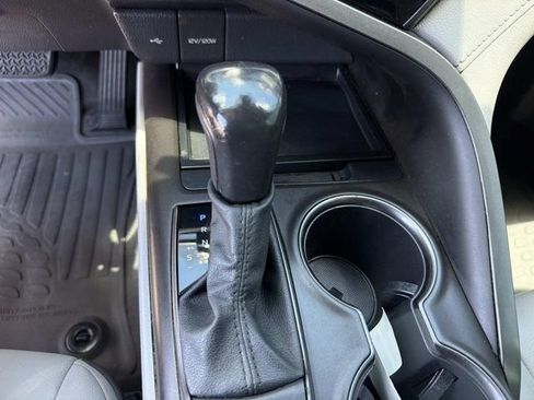 Used 2021 Toyota Camry SE FWD image 28